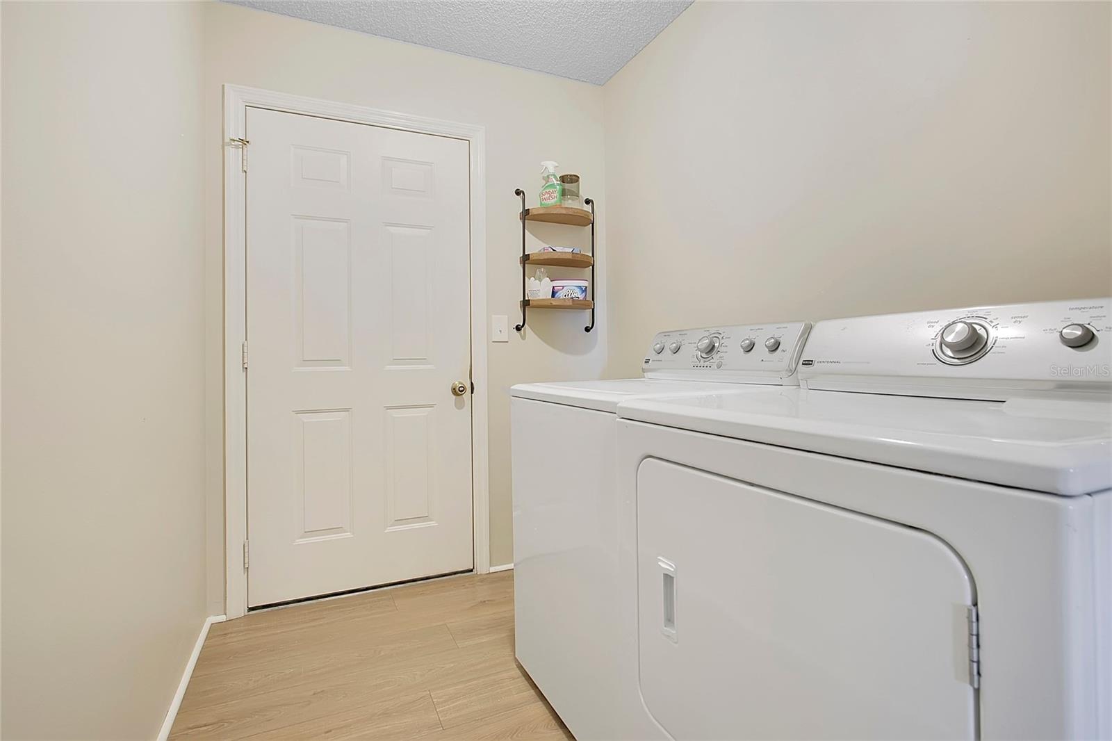 Image 21 of 32 For 10475 178th Street