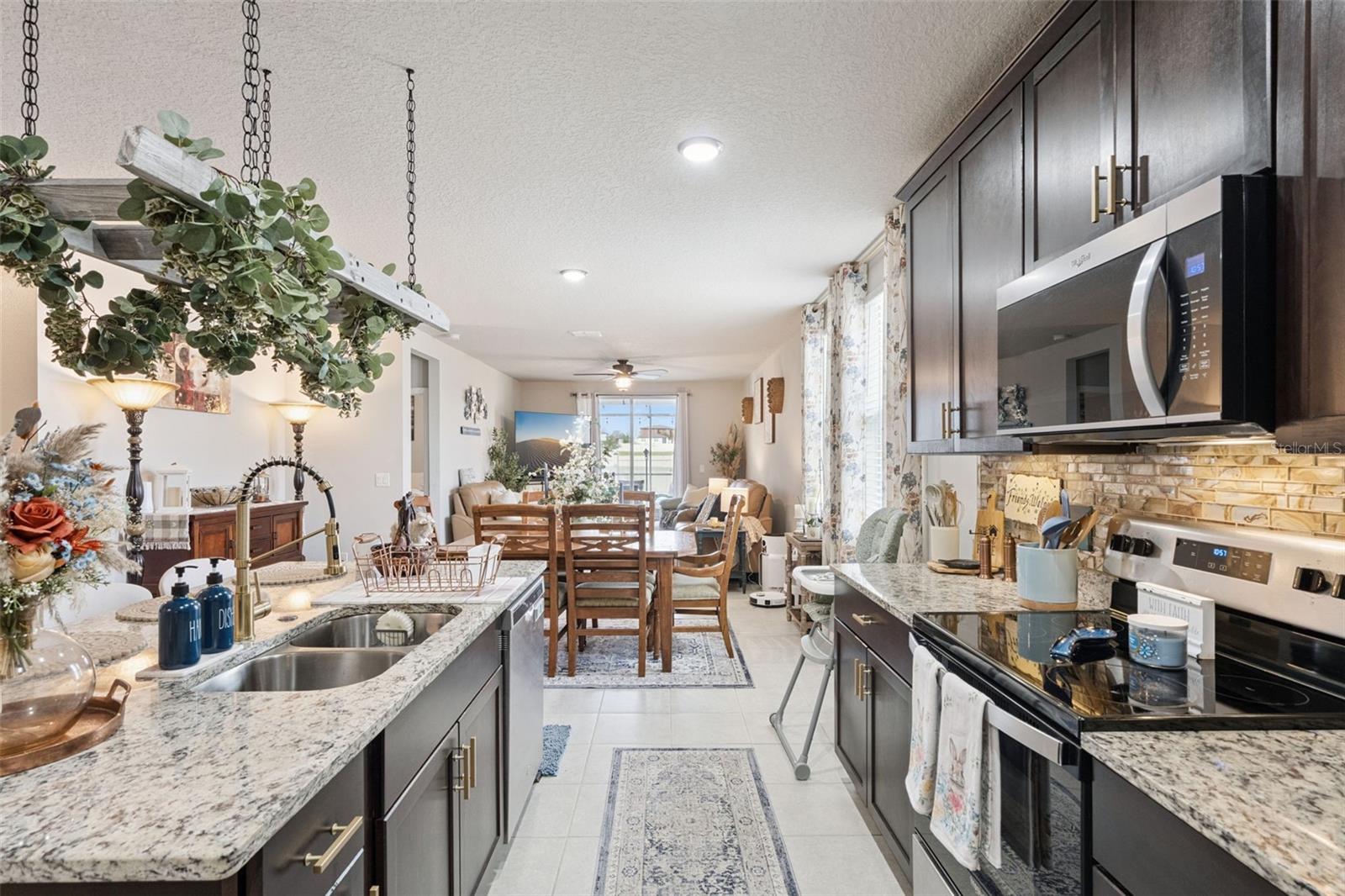 Image 9 of 36 For 1656 Denali Street