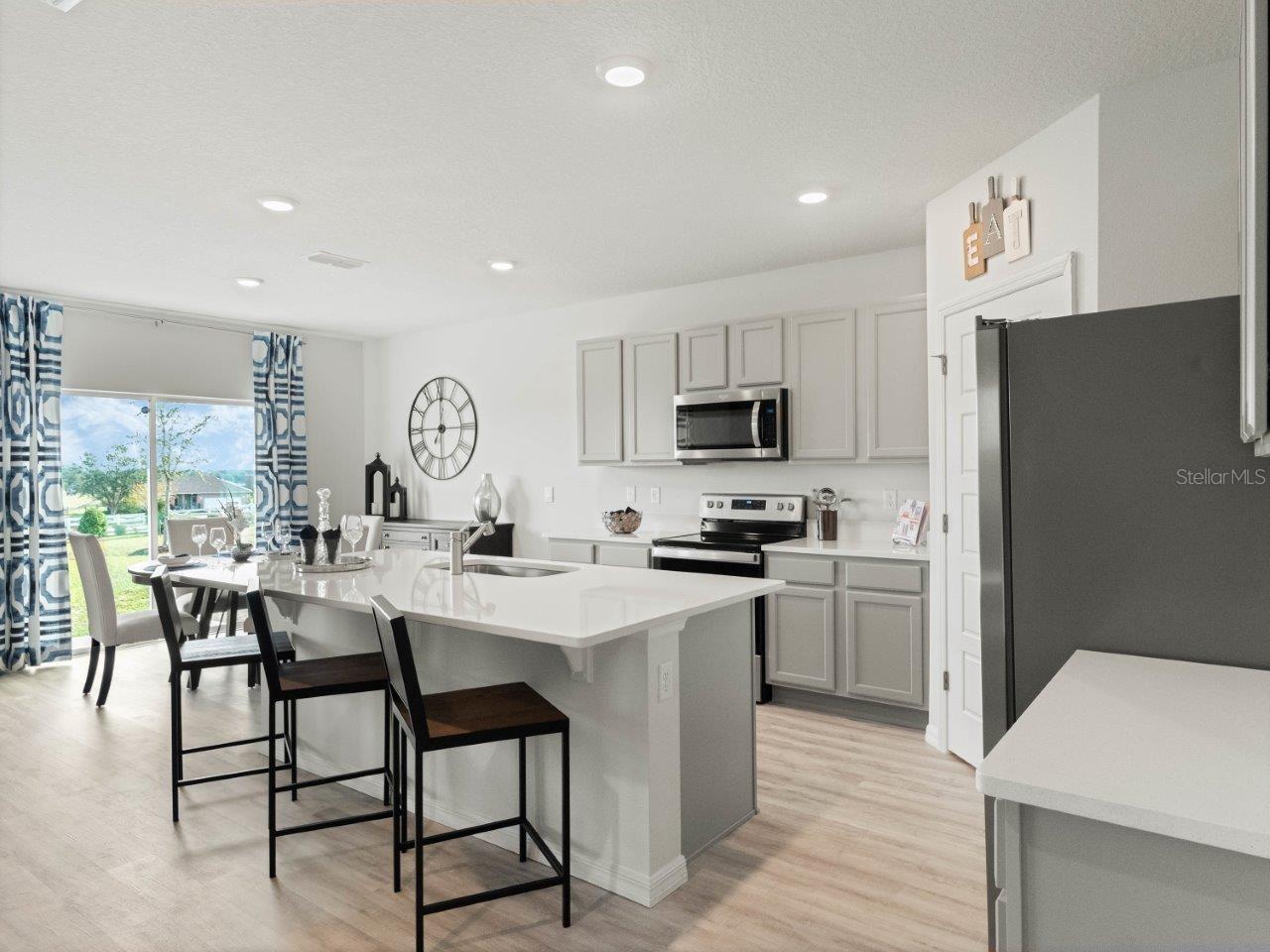 Image 9 of 33 For 3012 Moulin Road