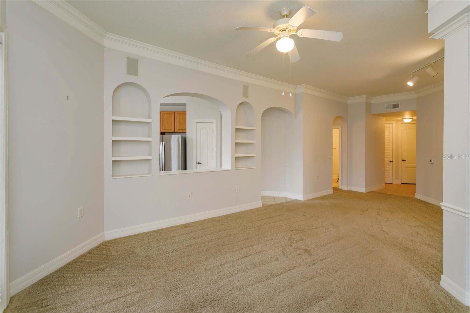 Image 8 of 34 For 509 Mirasol Circle 102