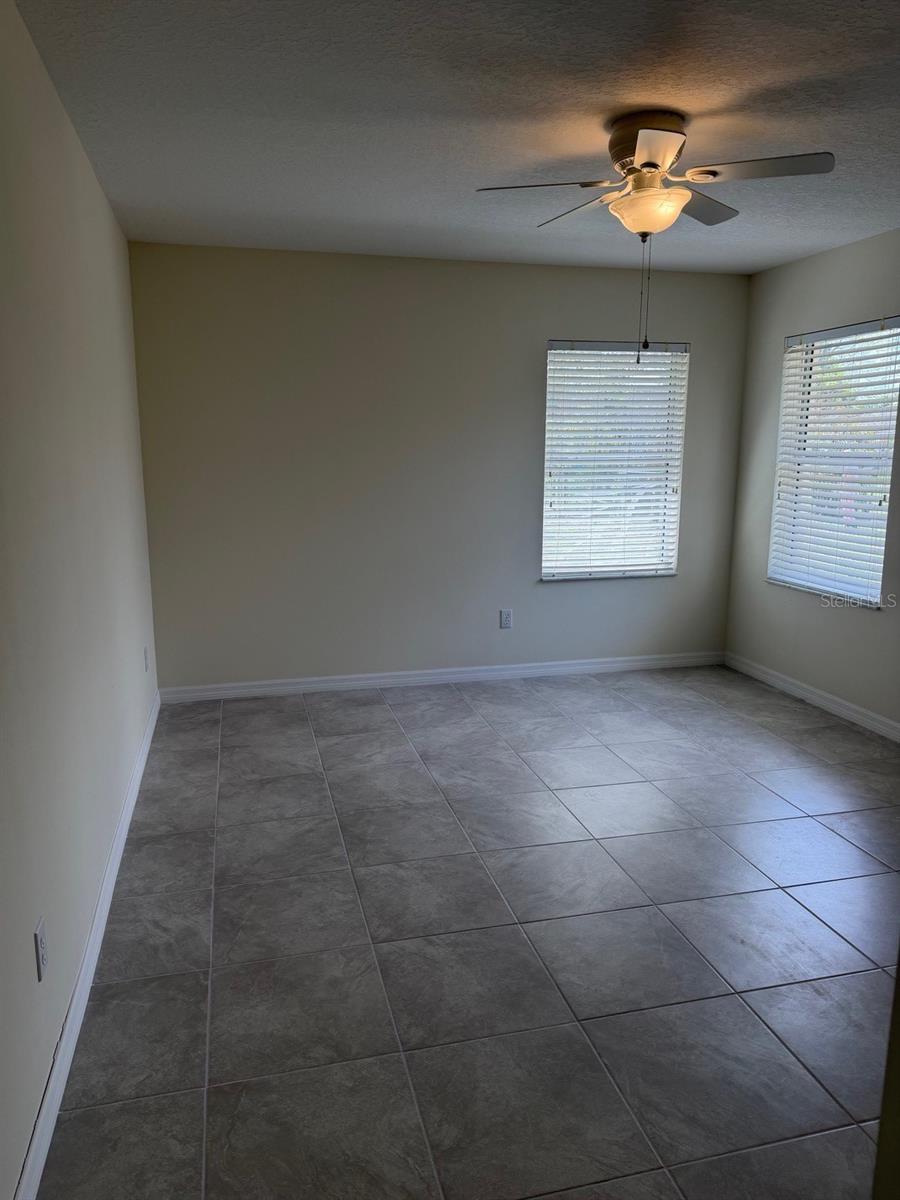 Image 16 of 18 For 4572 32nd Street