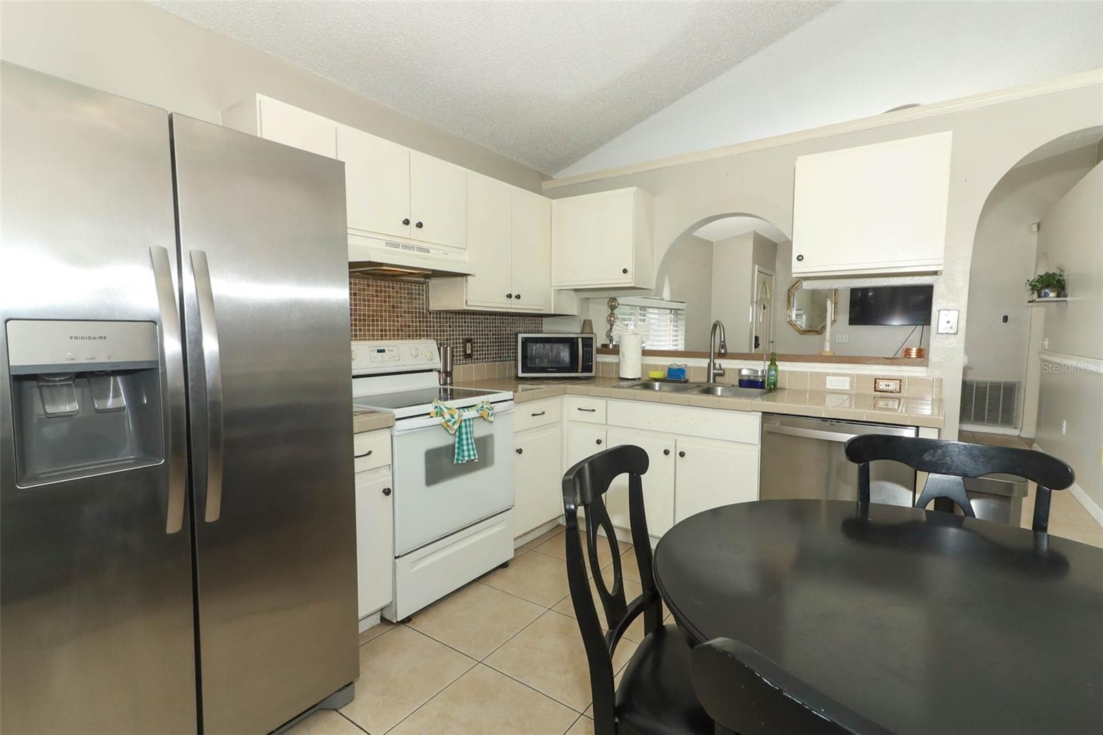 Image 13 of 28 For 519 Beasley Court