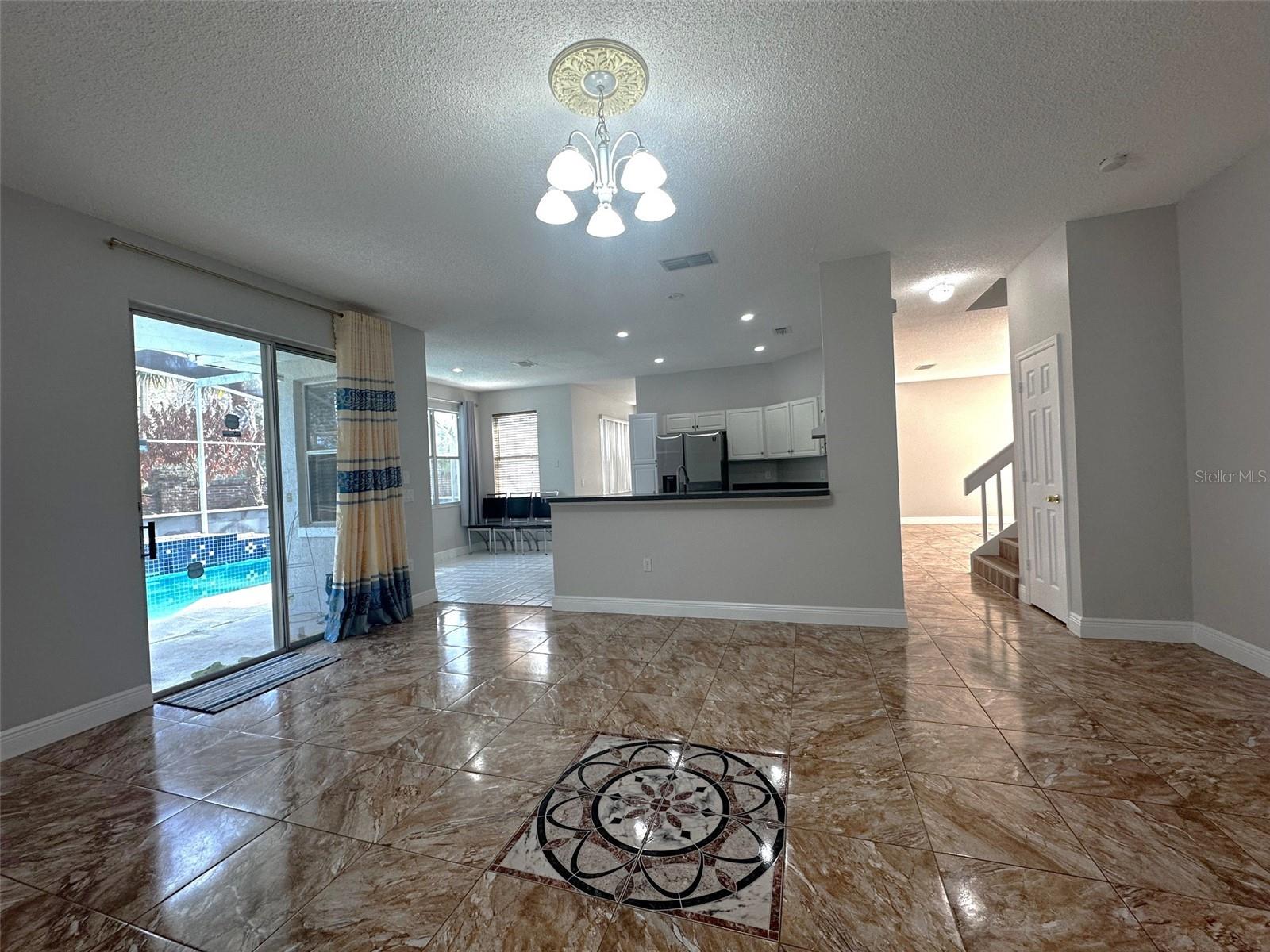 Image 16 of 37 For 1641 Brook Hollow Drive