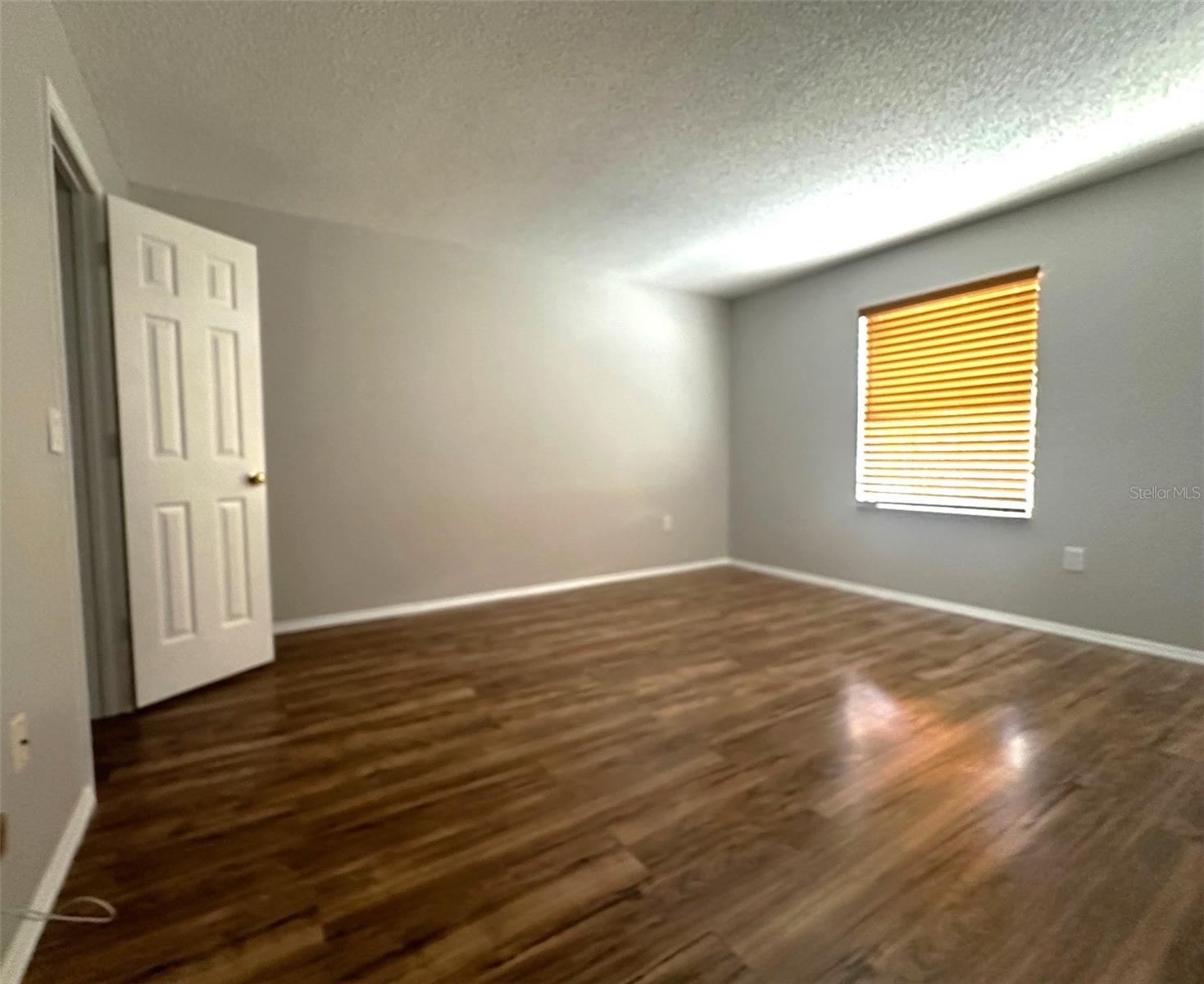 Image 30 of 37 For 1641 Brook Hollow Drive