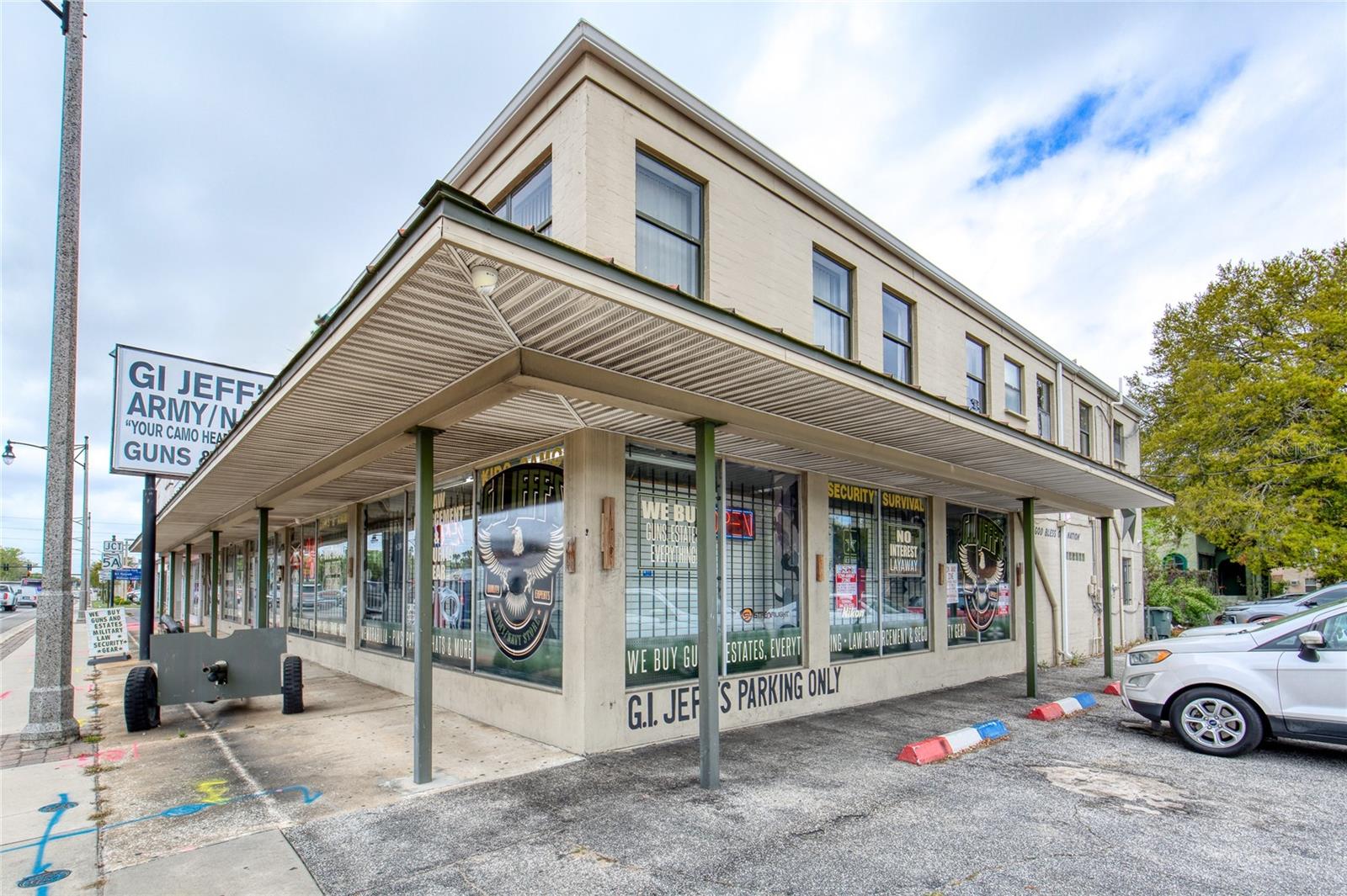 Image 2 of 16 For 936 International Speedway Boulevard