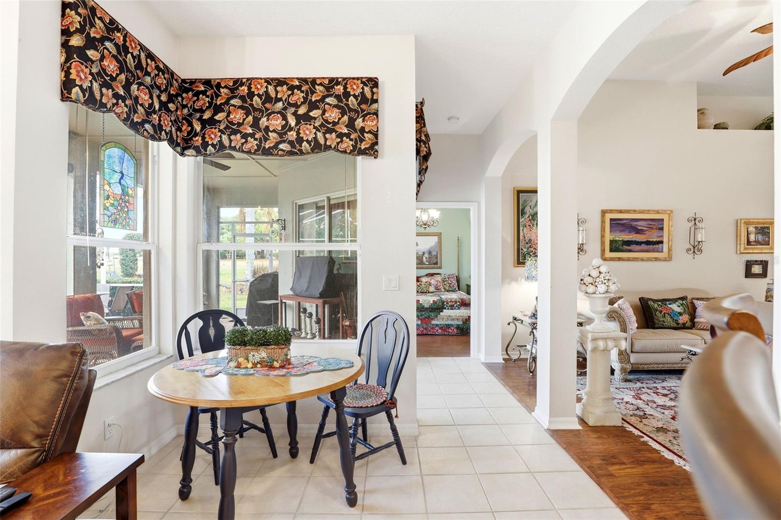 Image 11 of 51 For 829 Pickfair Terrace