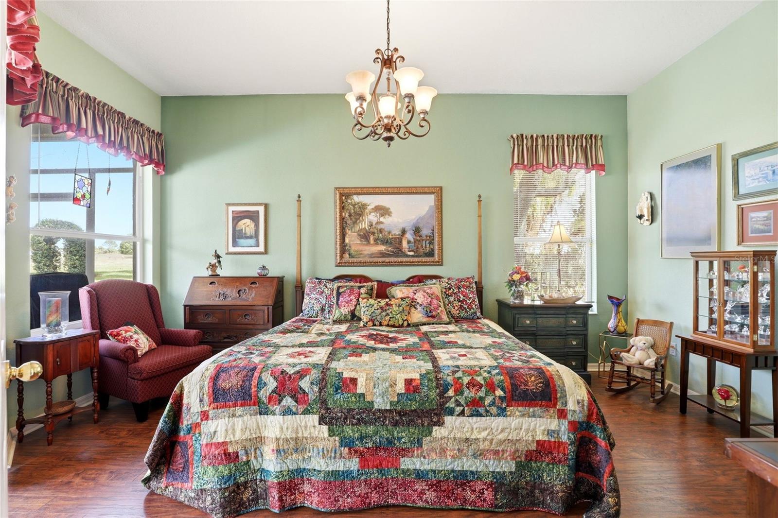 Image 21 of 51 For 829 Pickfair Terrace