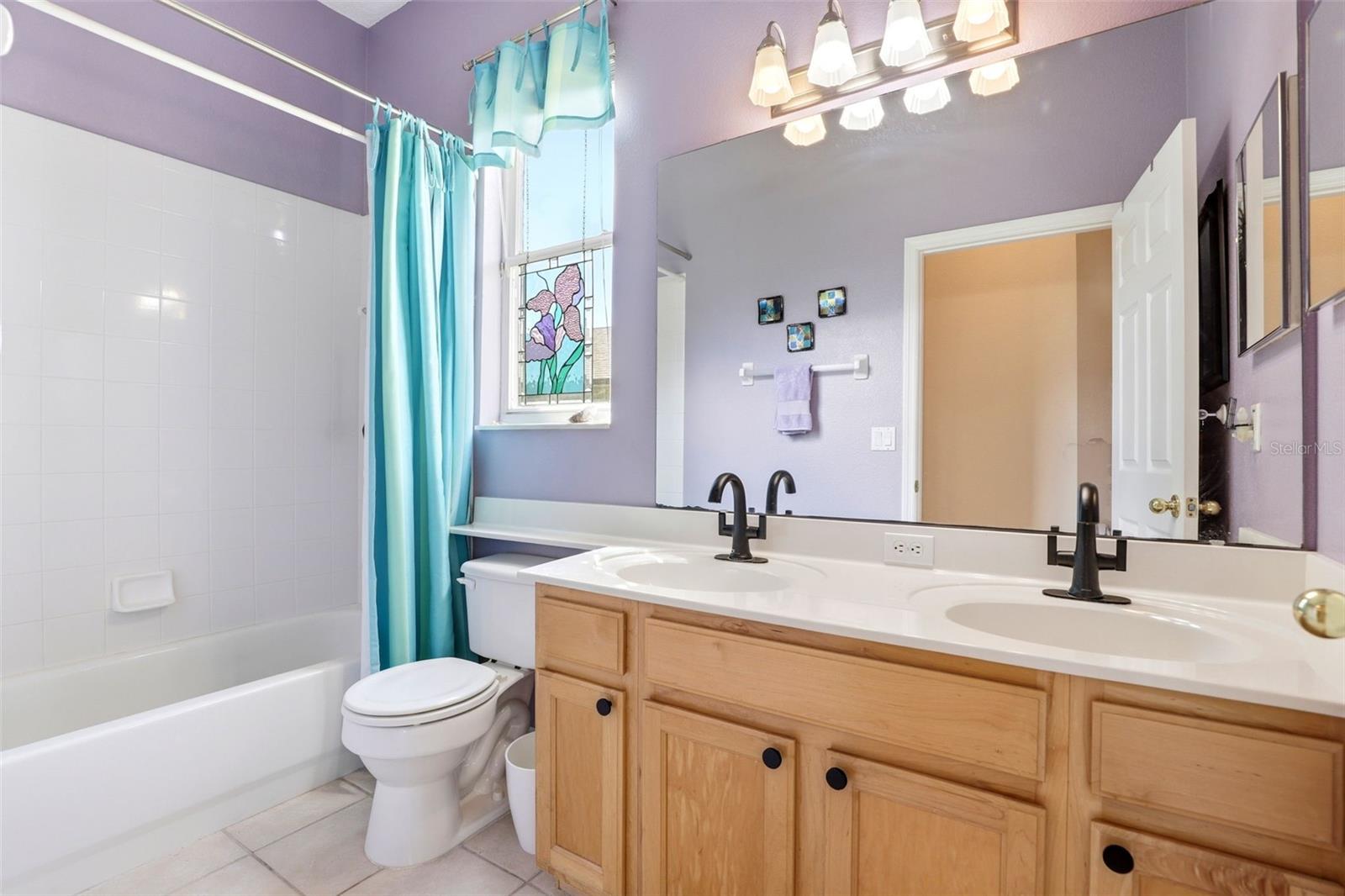 Image 28 of 51 For 829 Pickfair Terrace