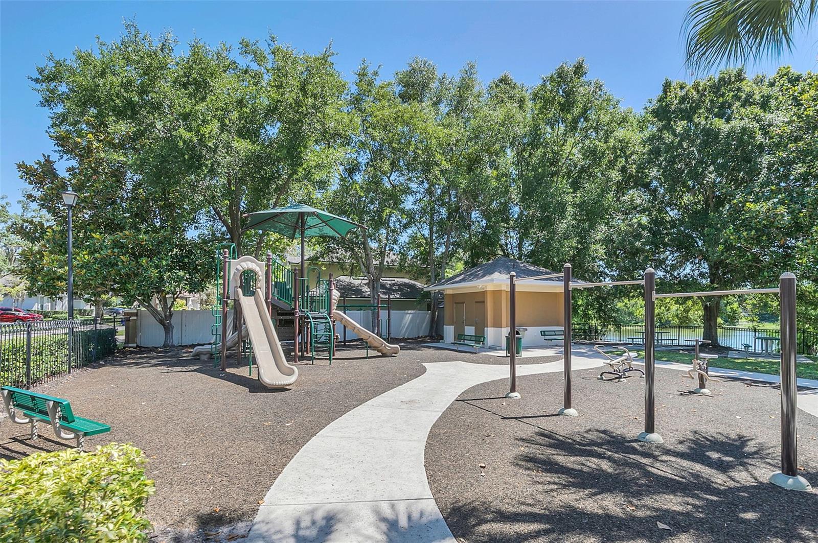 Image 41 of 51 For 829 Pickfair Terrace