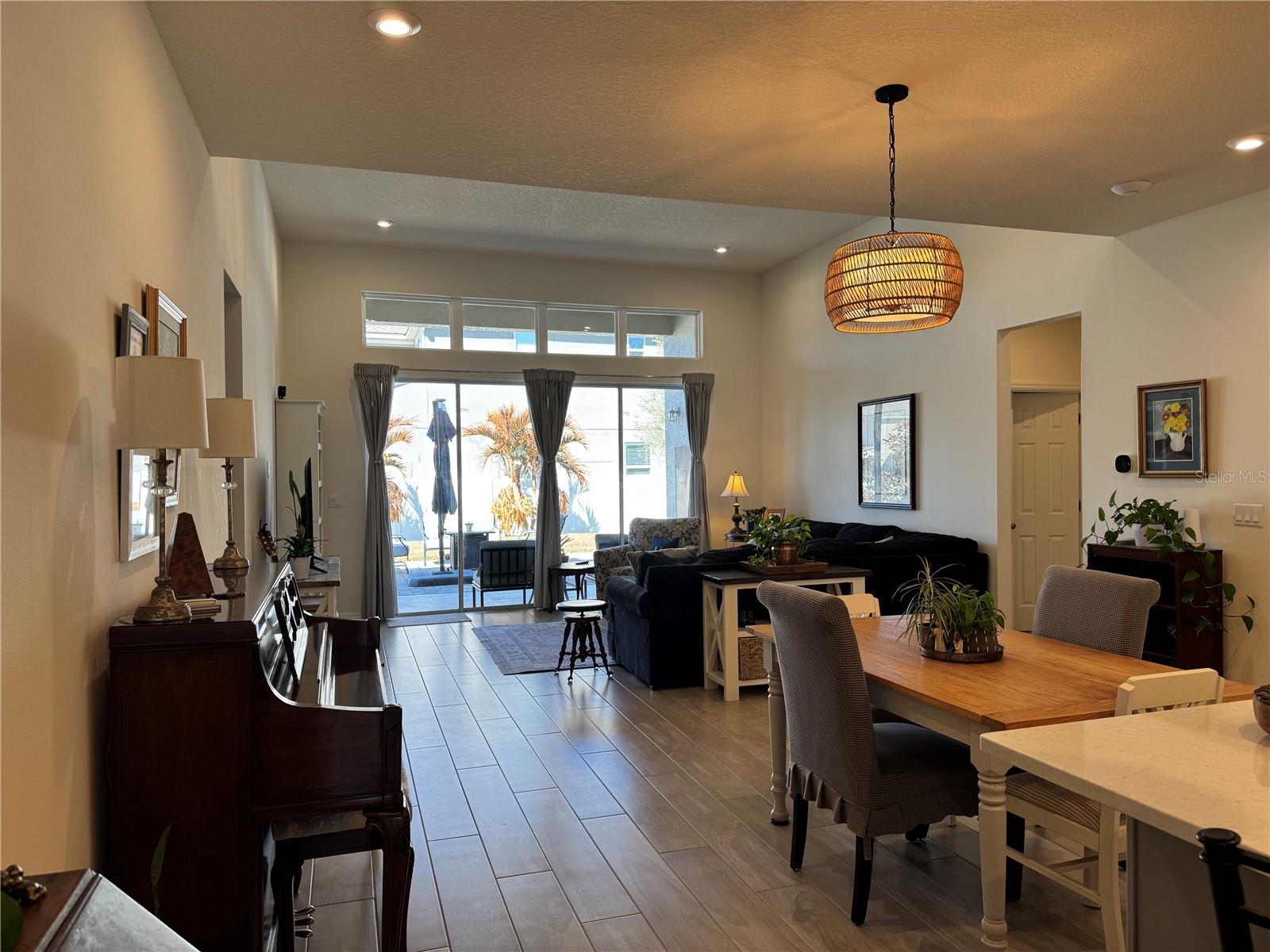 Image 14 of 33 For 9068 Exploration Avenue