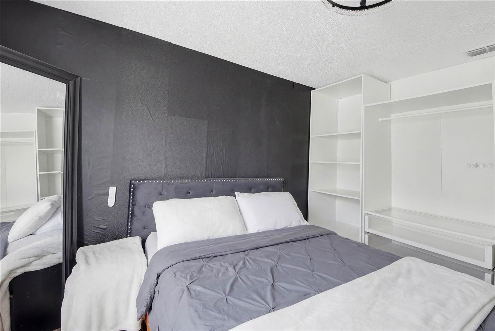 Image 14 of 29 For 1912 Maury Road