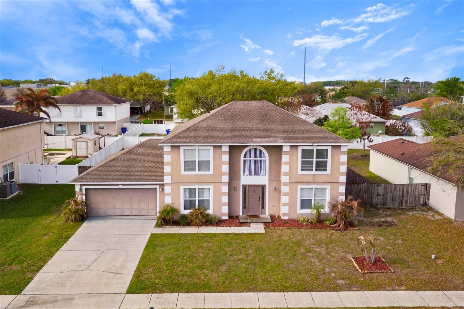 Image 2 of 29 For 1912 Maury Road