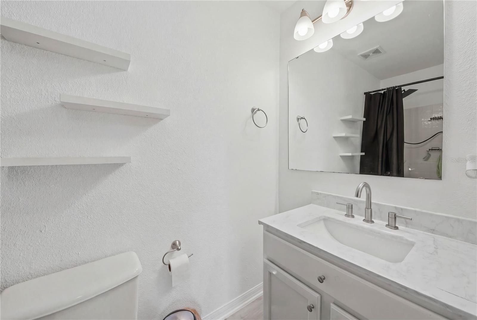 Image 20 of 29 For 1912 Maury Road