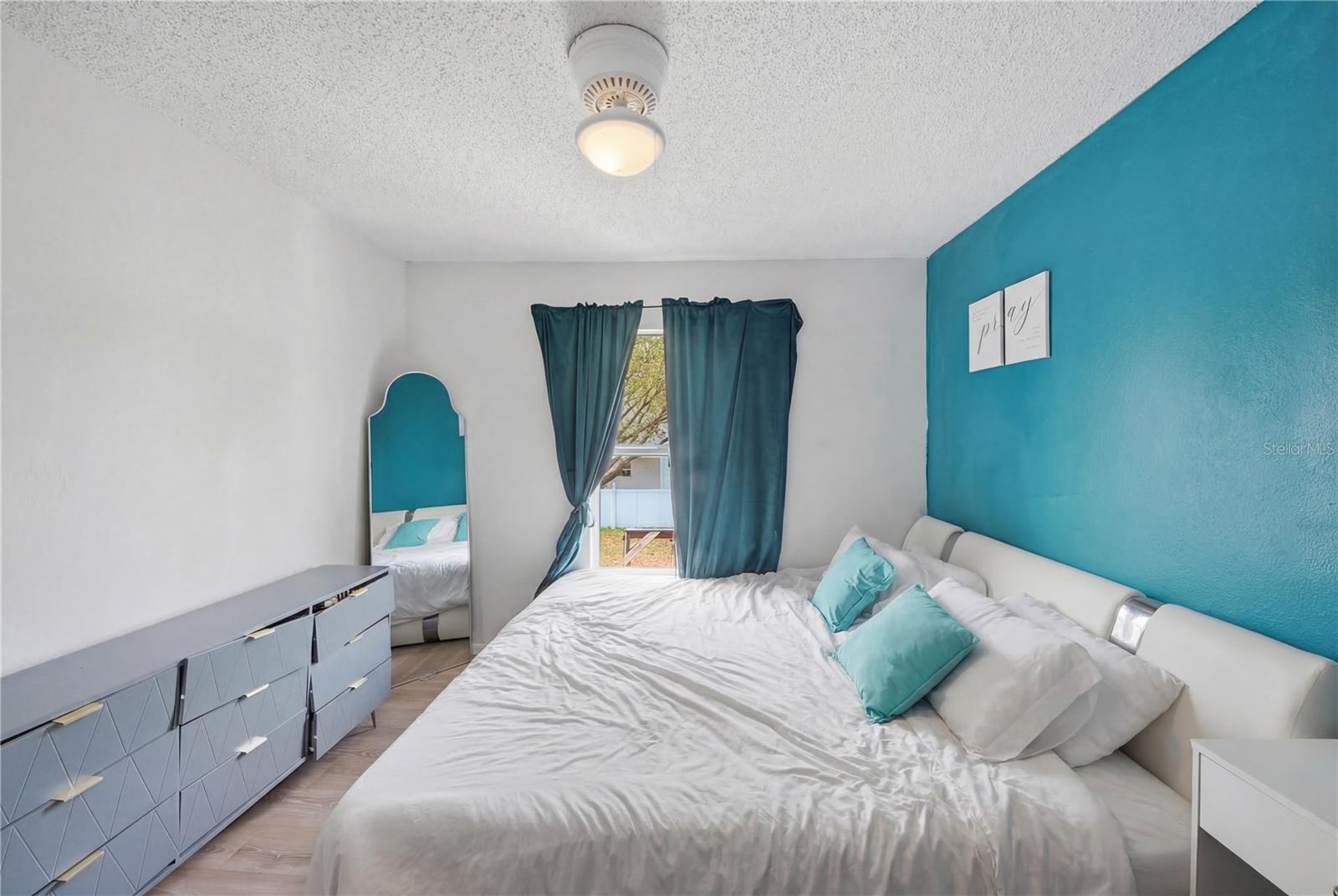 Image 22 of 29 For 1912 Maury Road