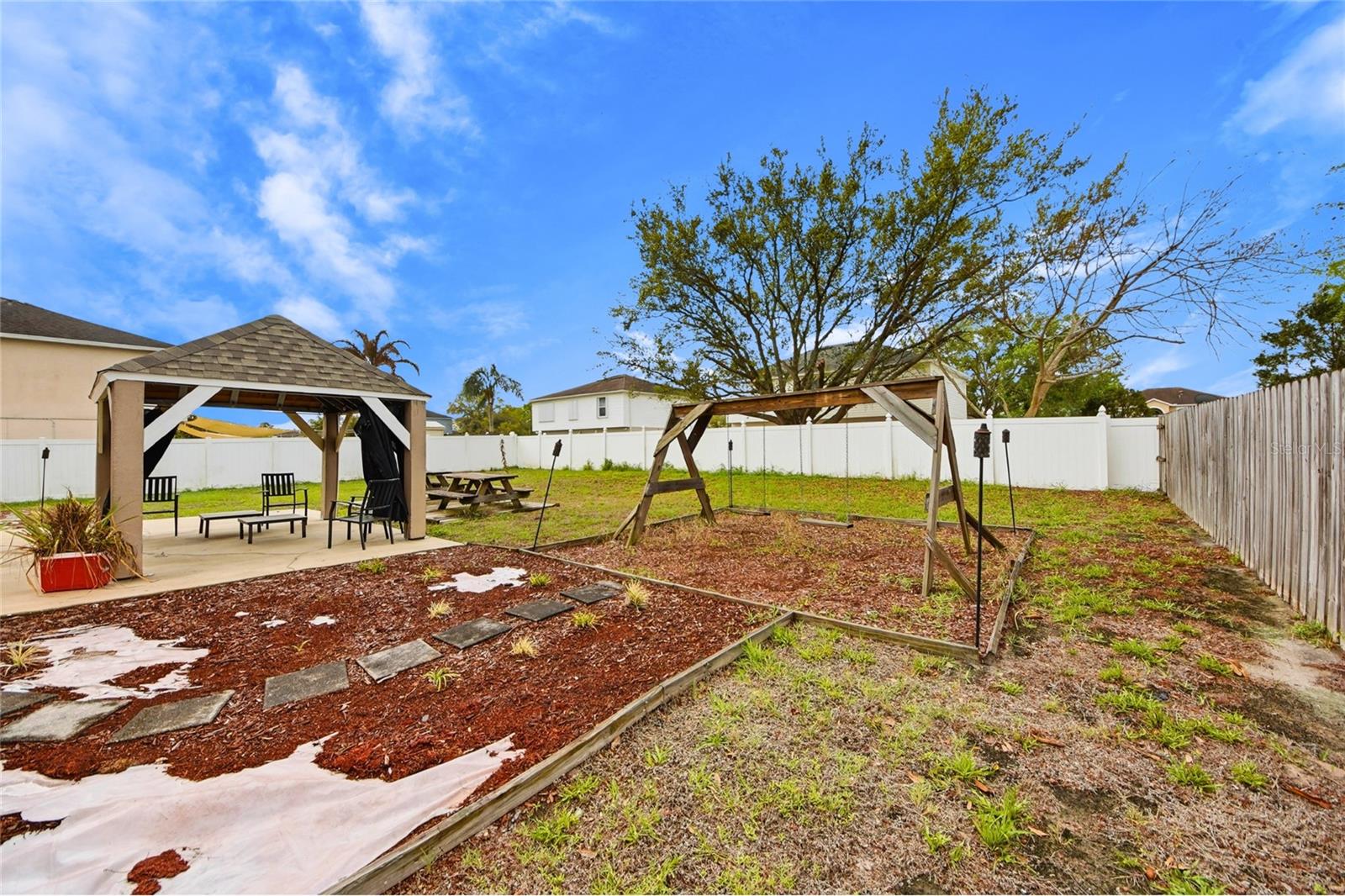 Image 26 of 29 For 1912 Maury Road