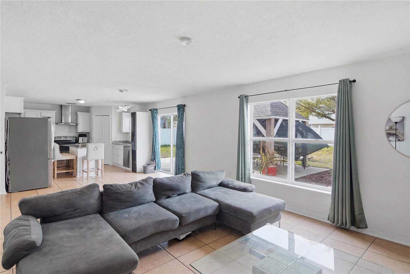 Image 5 of 29 For 1912 Maury Road