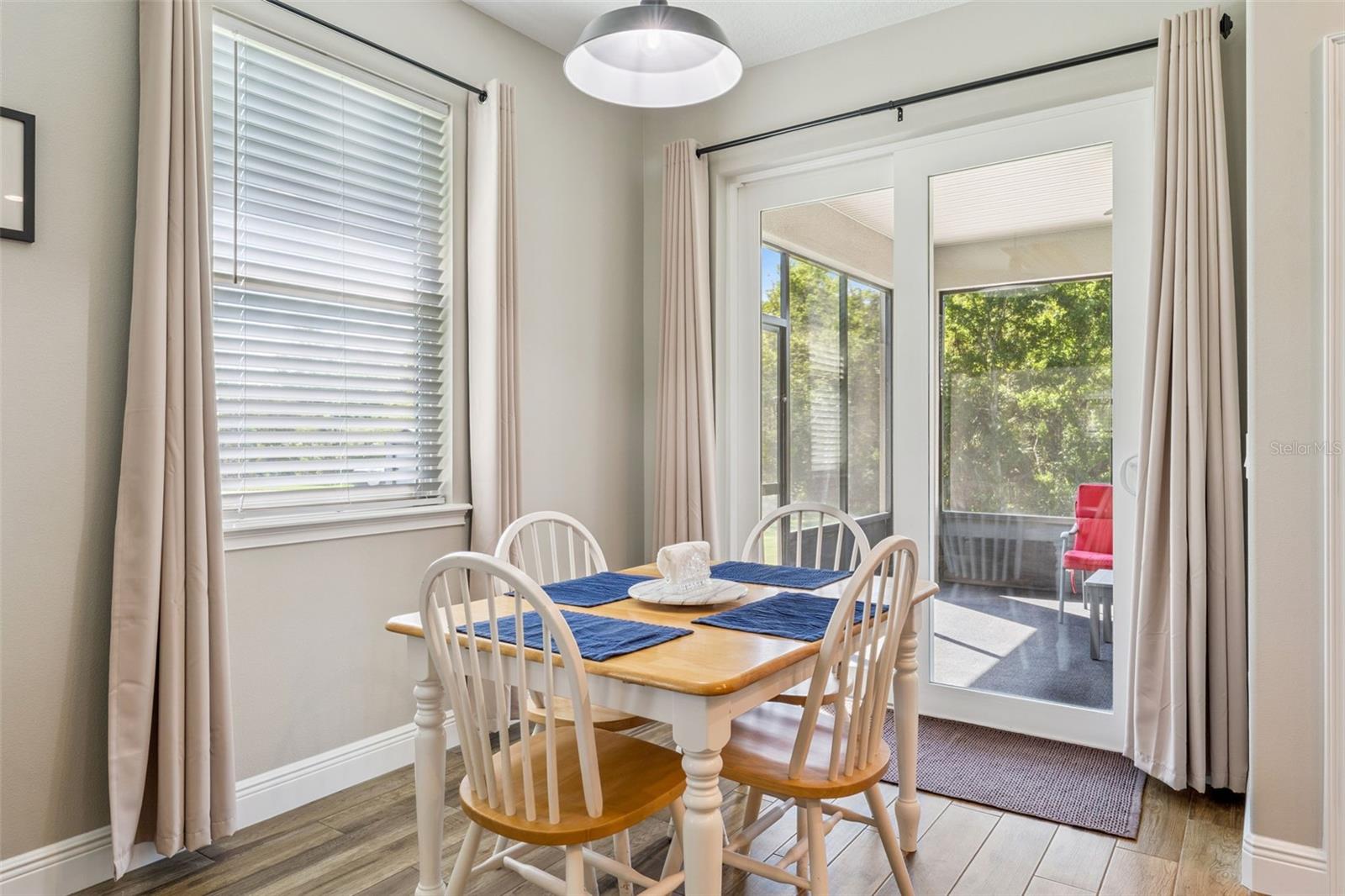 Image 12 of 36 For 2221 Tropic Street