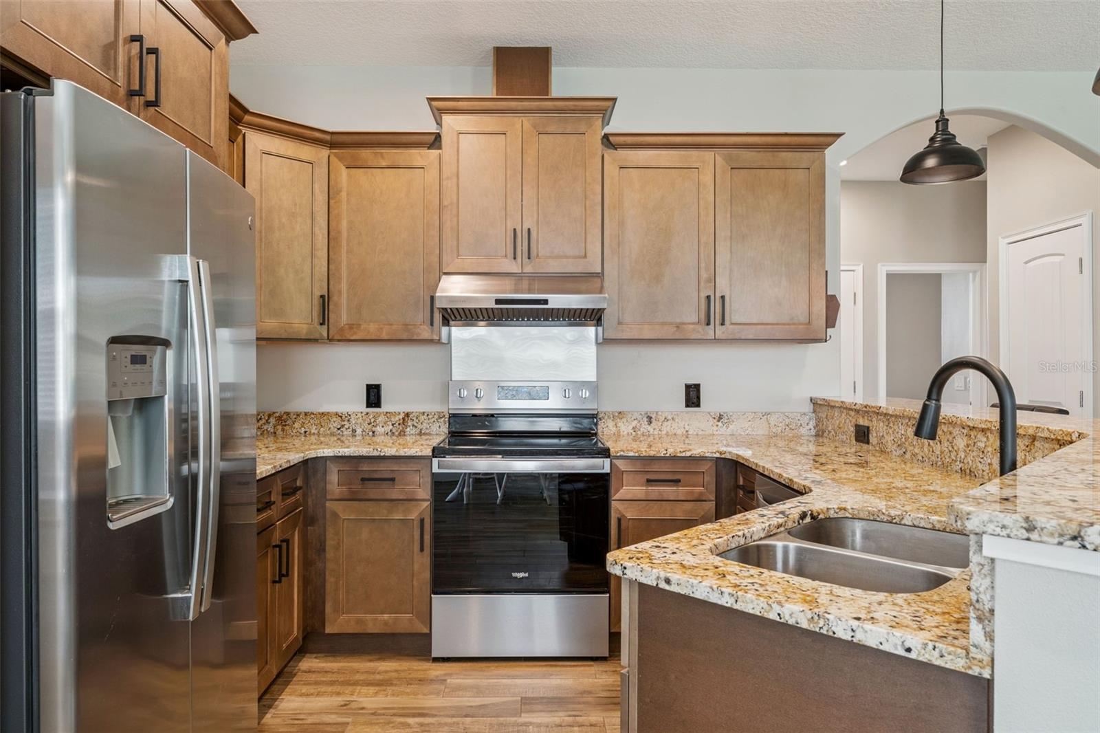 Image 7 of 36 For 2221 Tropic Street