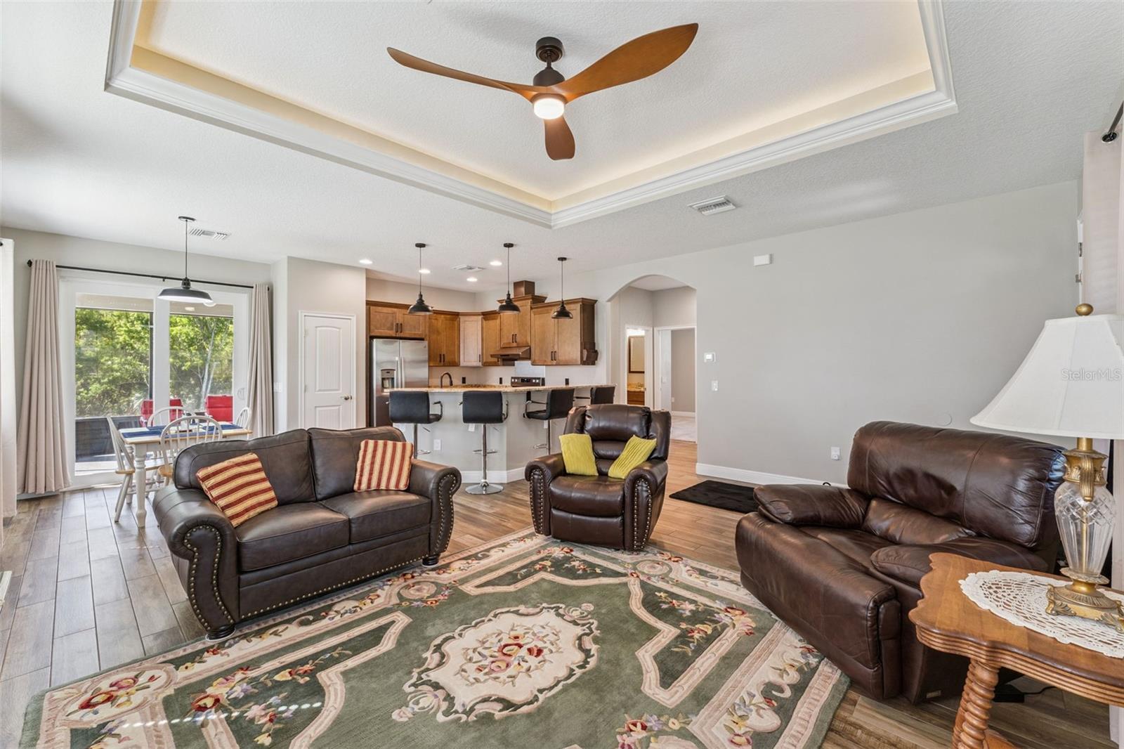 Image 9 of 36 For 2221 Tropic Street