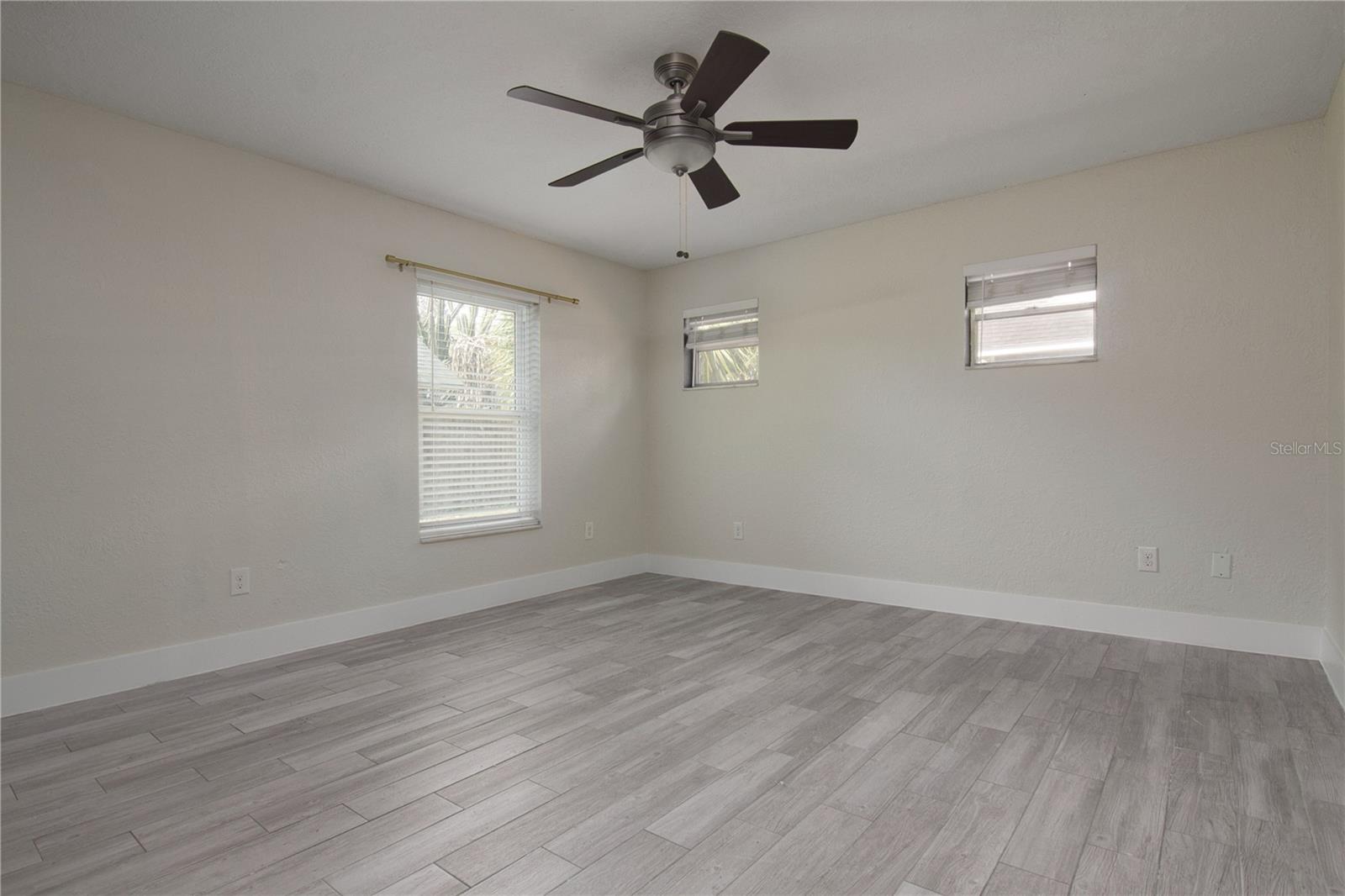 Image 10 of 20 For 1936 Essex Place