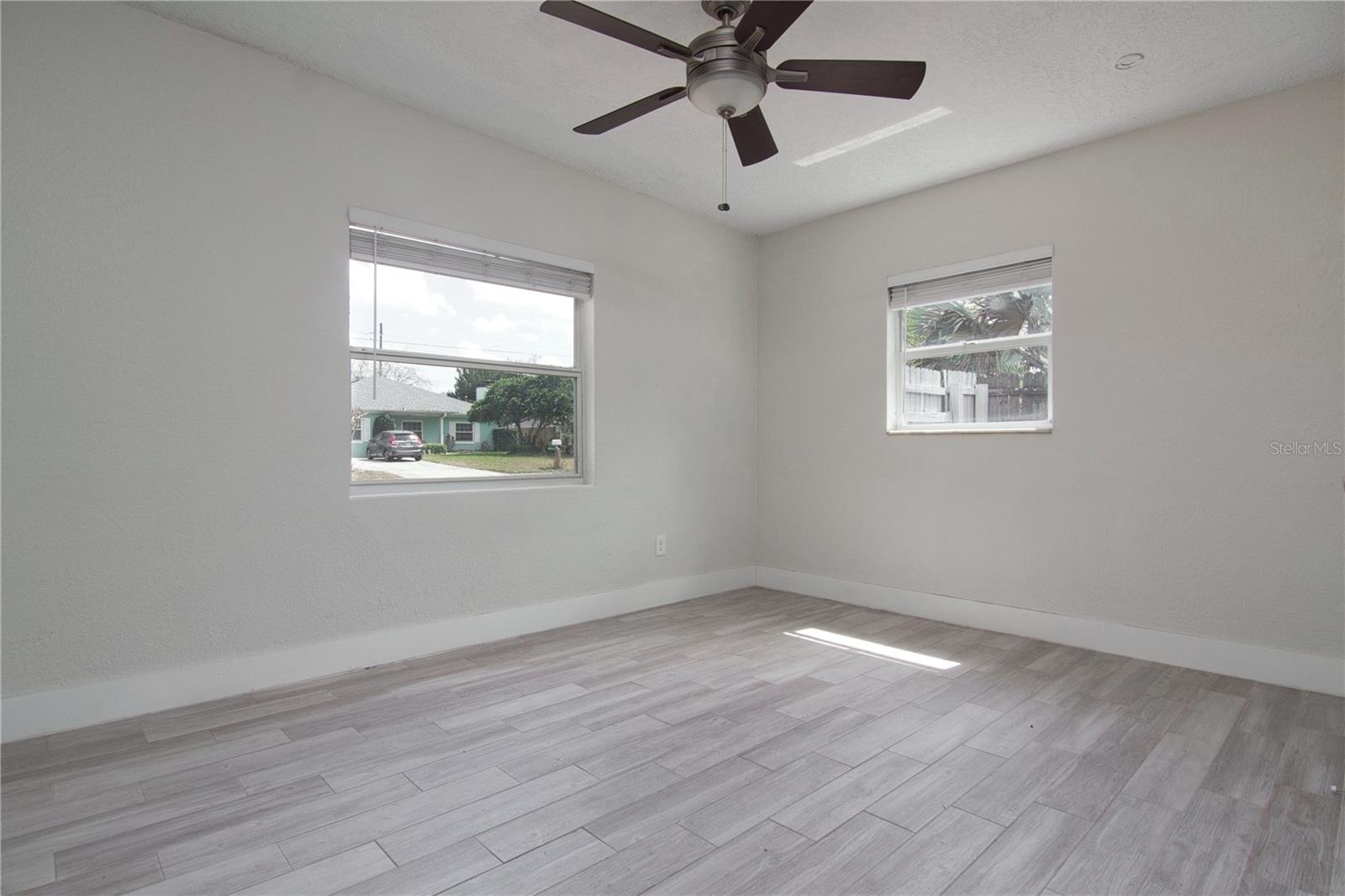 Image 12 of 20 For 1936 Essex Place