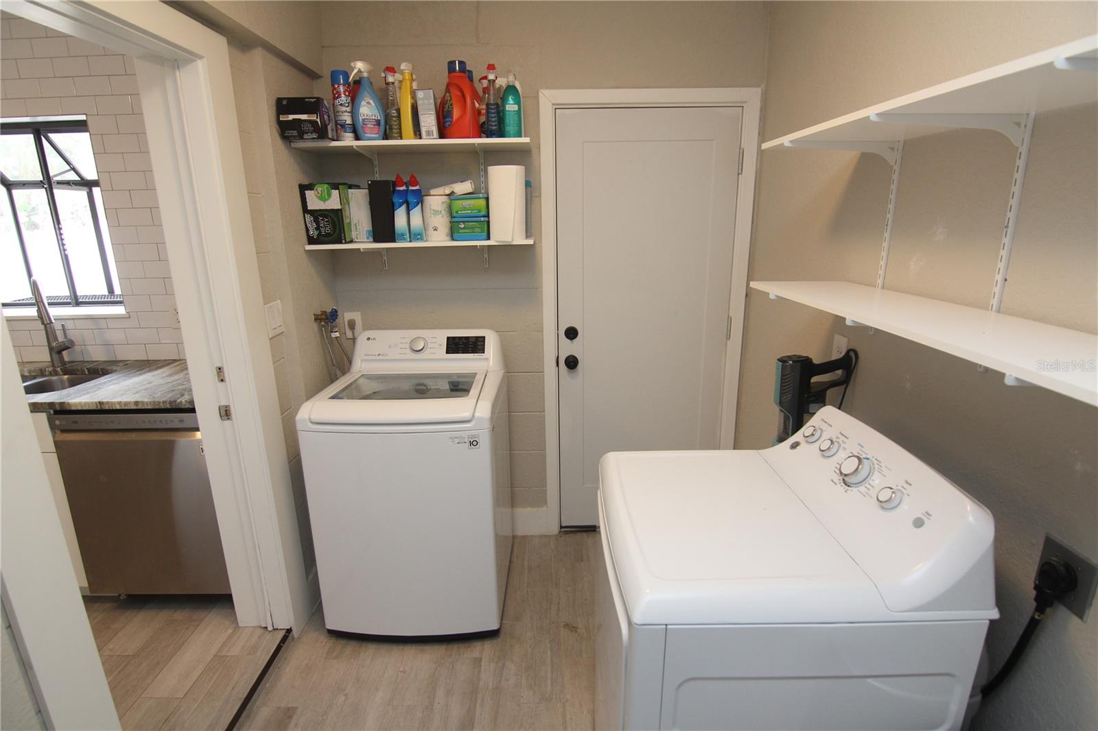 Image 16 of 20 For 1936 Essex Place