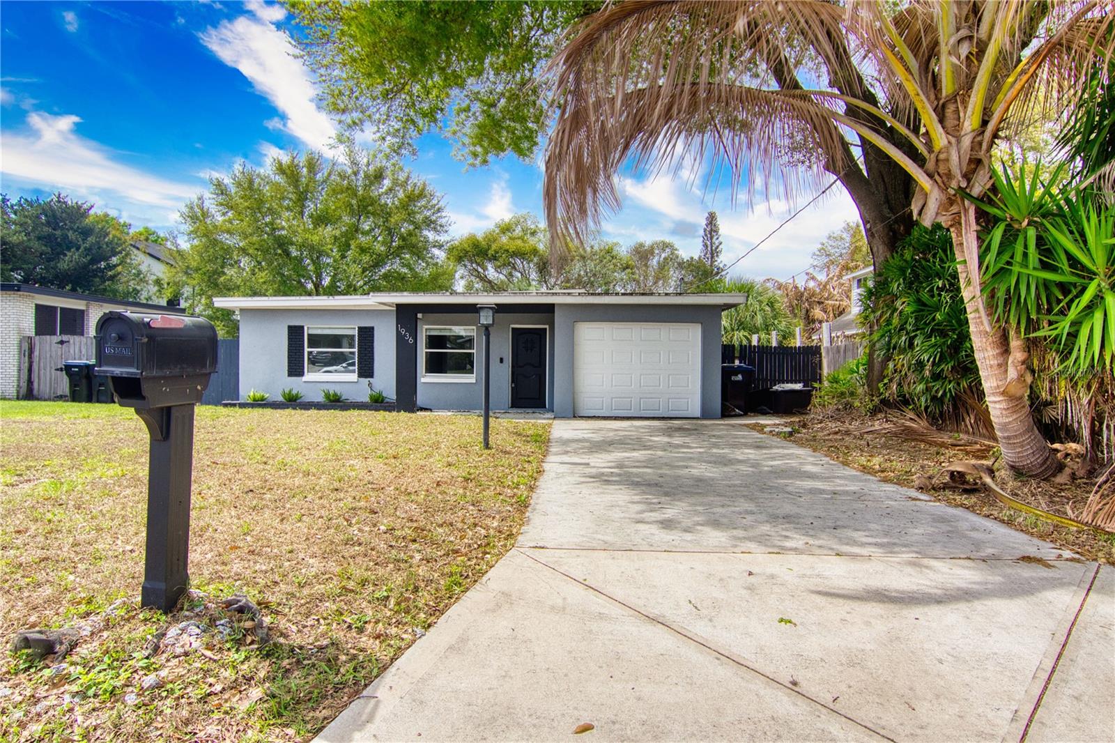 Image 4 of 20 For 1936 Essex Place