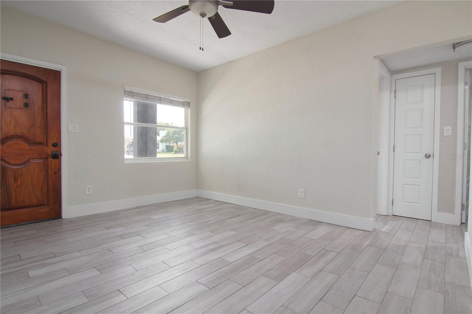 Image 6 of 20 For 1936 Essex Place