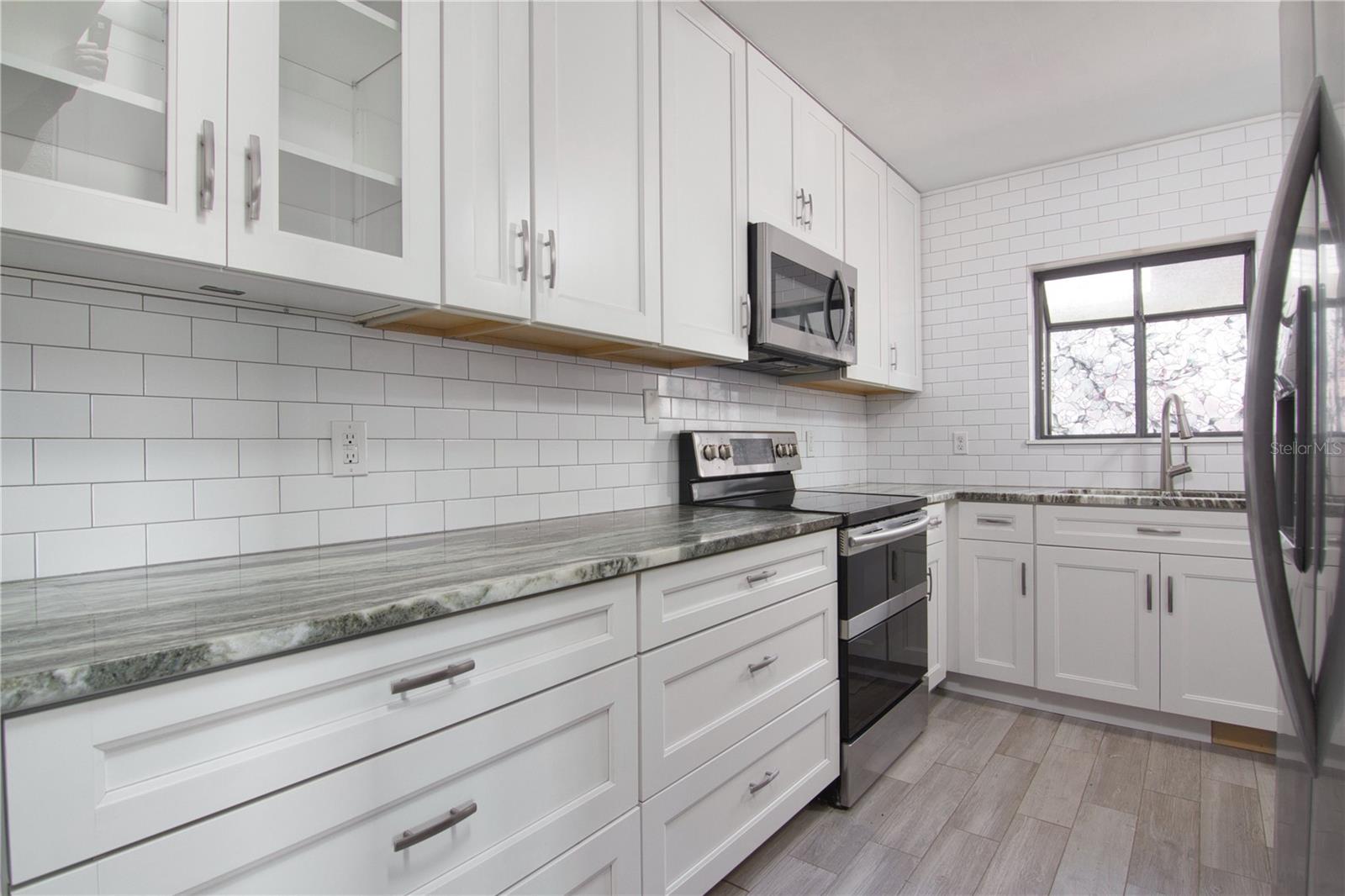 Image 9 of 20 For 1936 Essex Place