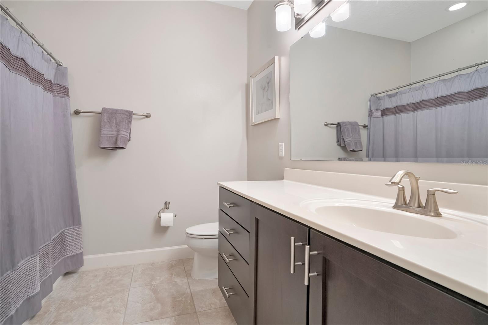 Image 39 of 56 For 11537 Chateaubriand Avenue