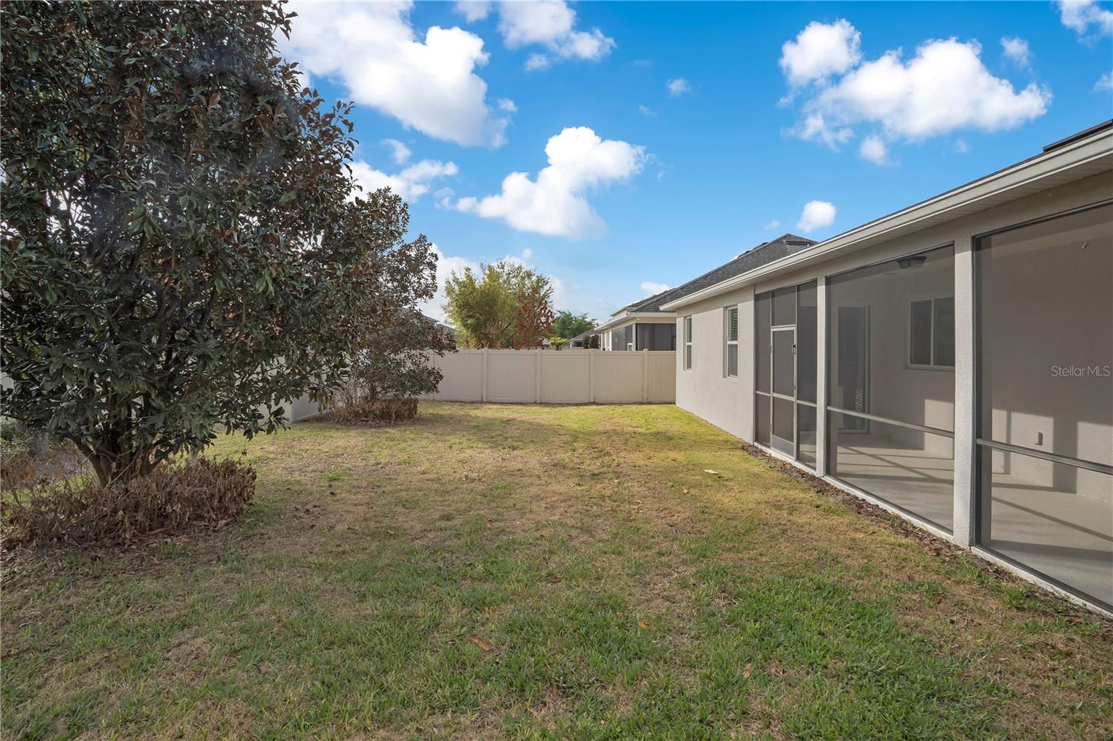 Image 46 of 56 For 11537 Chateaubriand Avenue