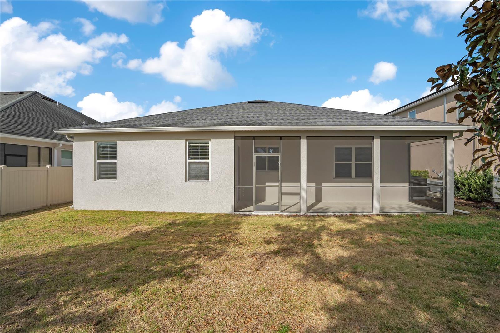 Image 49 of 56 For 11537 Chateaubriand Avenue