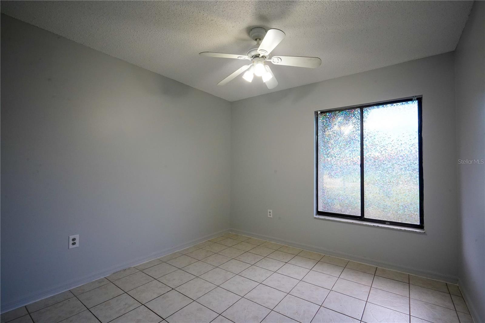 Image 22 of 36 For 3240 Pineridge Circle