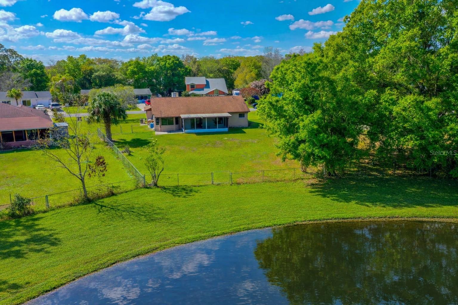 Image 29 of 36 For 3240 Pineridge Circle