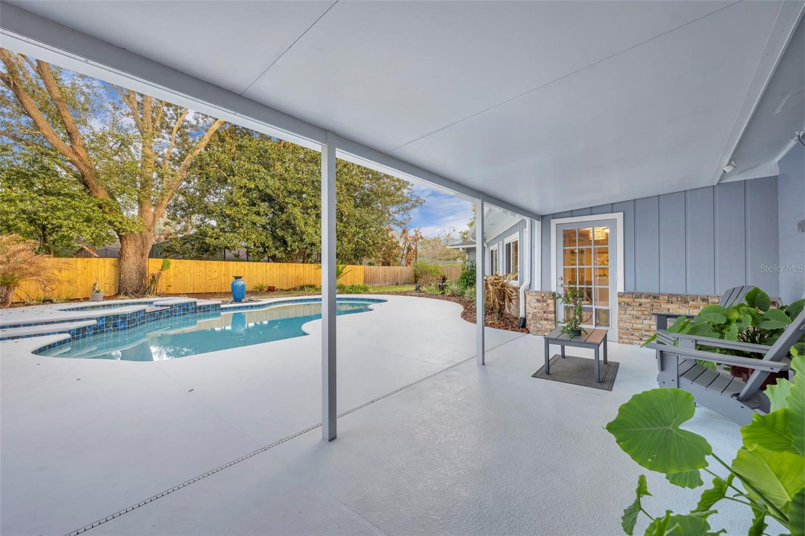 Image 30 of 44 For 1180 Banbury Trail