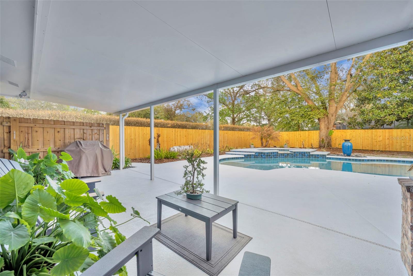 Image 31 of 44 For 1180 Banbury Trail