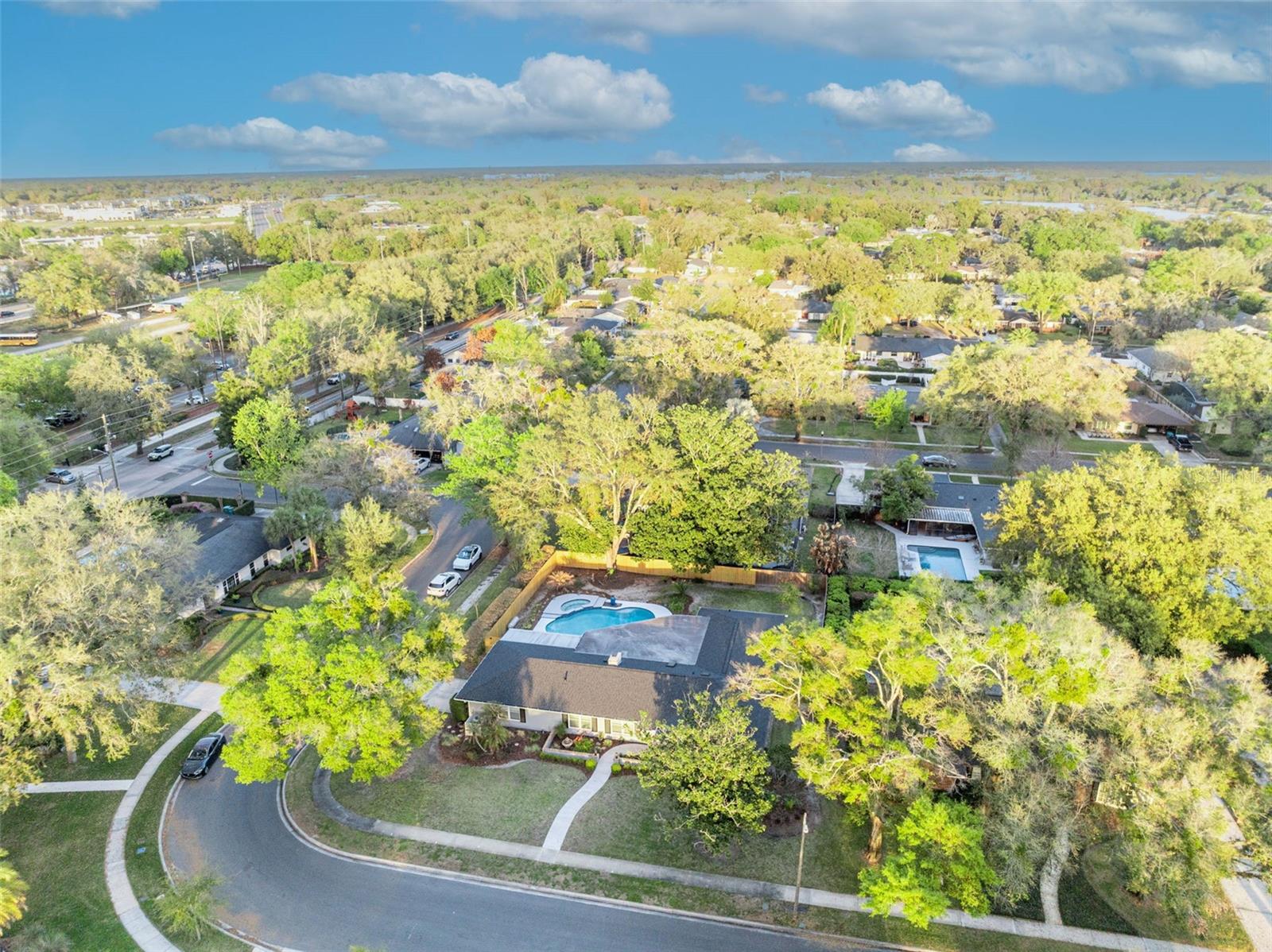 Image 36 of 44 For 1180 Banbury Trail