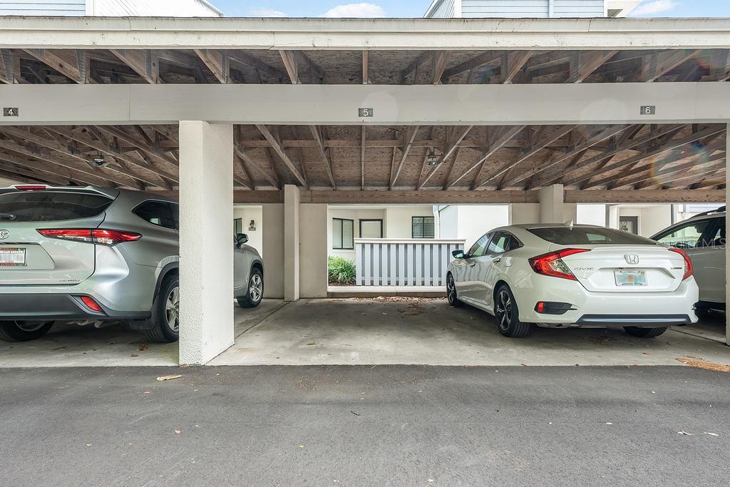 Image 18 of 30 For 4117 Fairview Vista Point 305