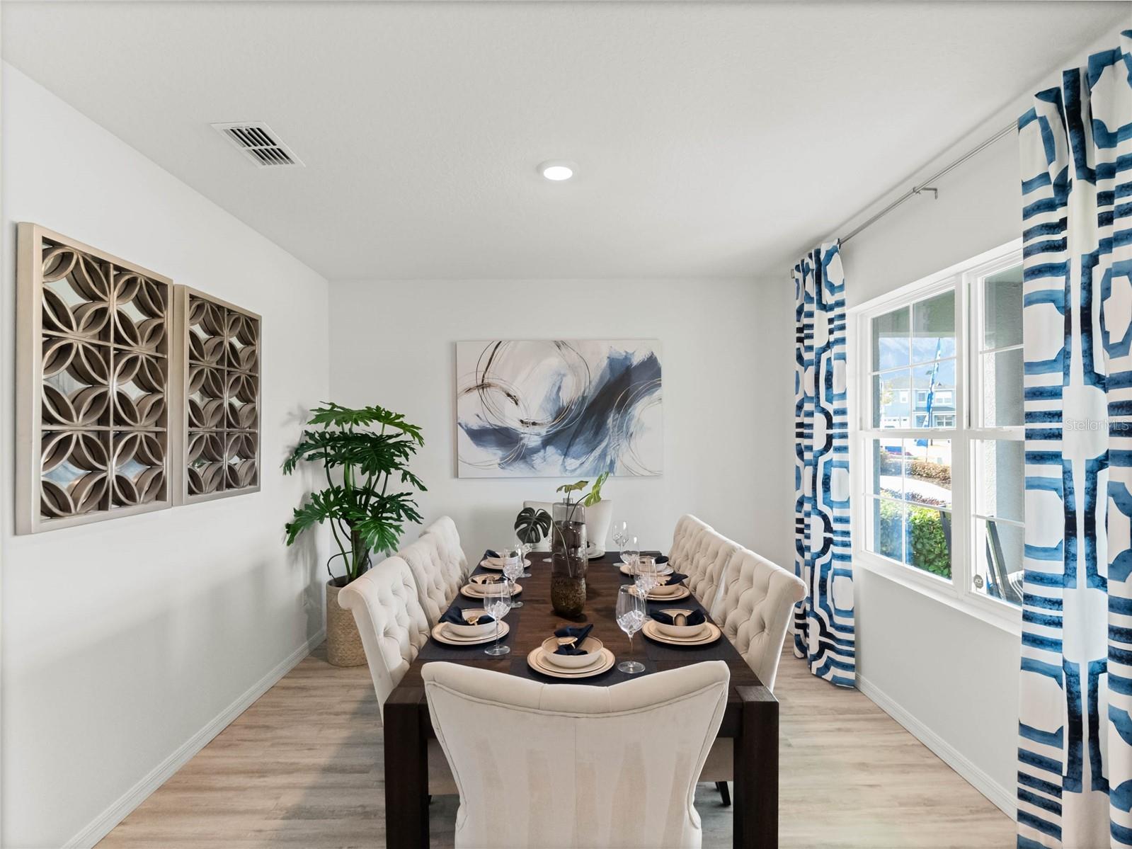 Image 3 of 33 For 3016 Moulin Road