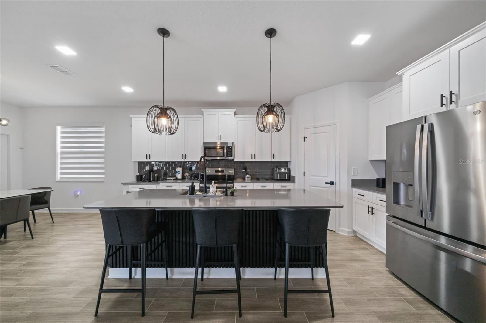 Image 12 of 36 For 3063 Addison Boulevard