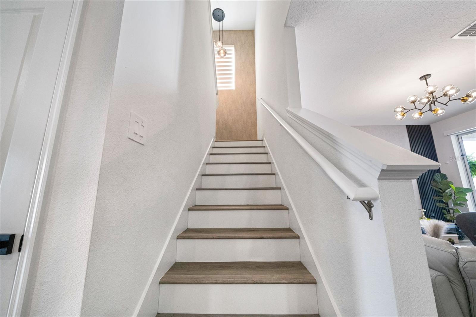 Image 19 of 36 For 3063 Addison Boulevard