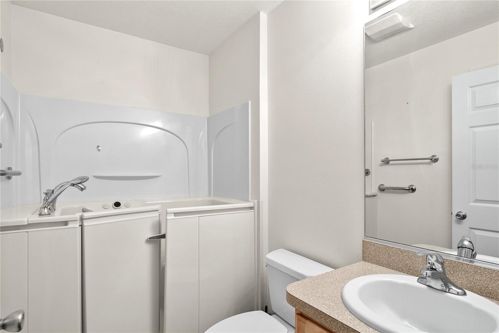 Image 12 of 30 For 2525 Five Forks Trail