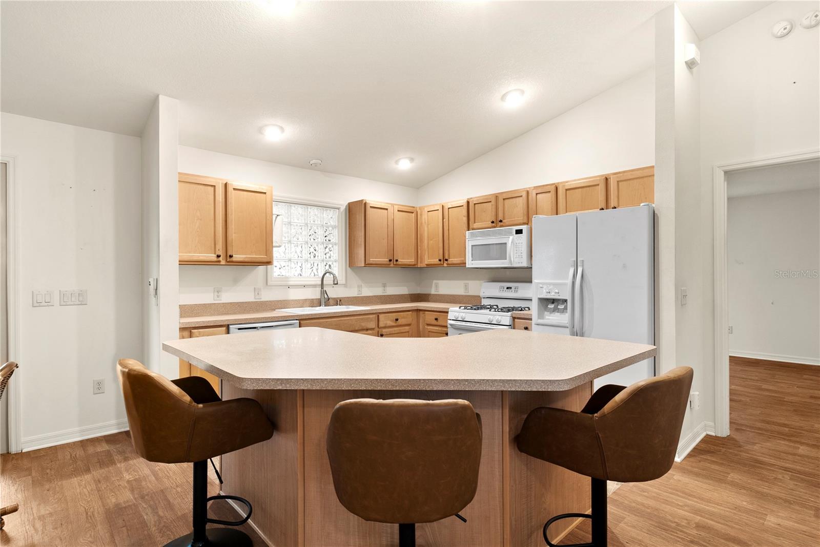 Image 8 of 30 For 2525 Five Forks Trail