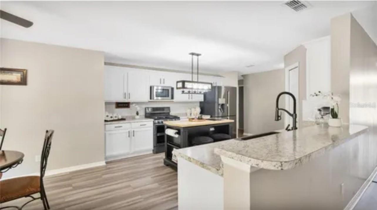 Image 23 of 24 For 654 Skyridge Road