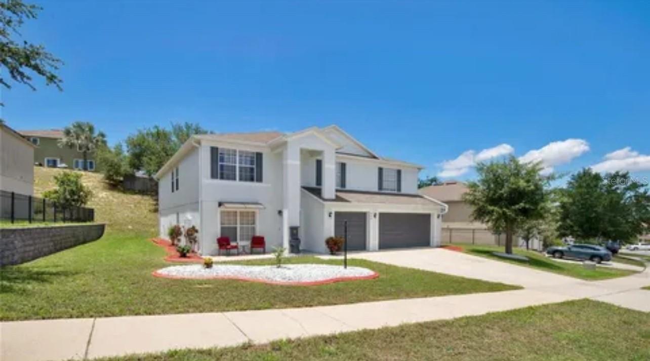 Image 3 of 24 For 654 Skyridge Road