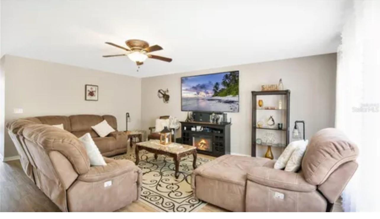 Image 8 of 24 For 654 Skyridge Road