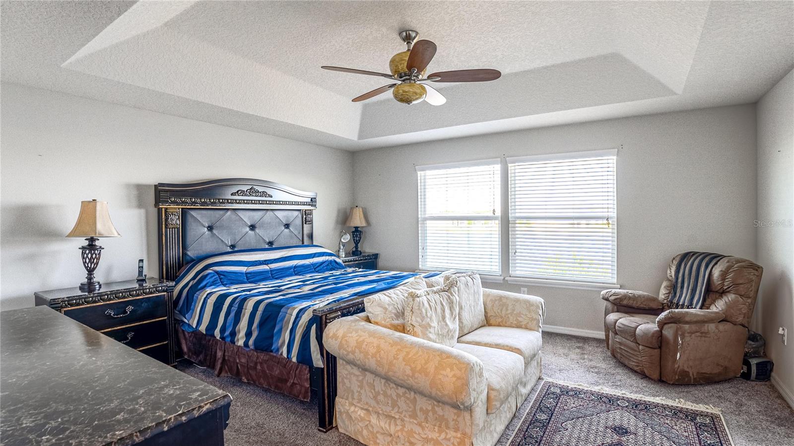 Listing photo id 11 for 2515 Fontaine Drive