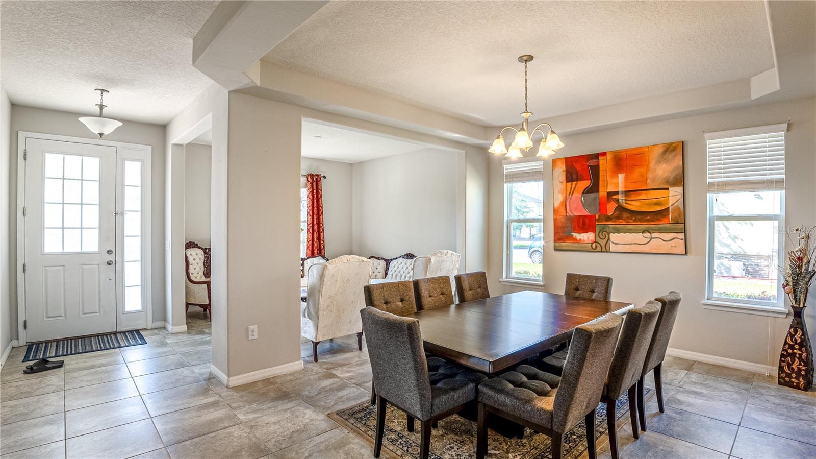 Listing photo id 4 for 2515 Fontaine Drive