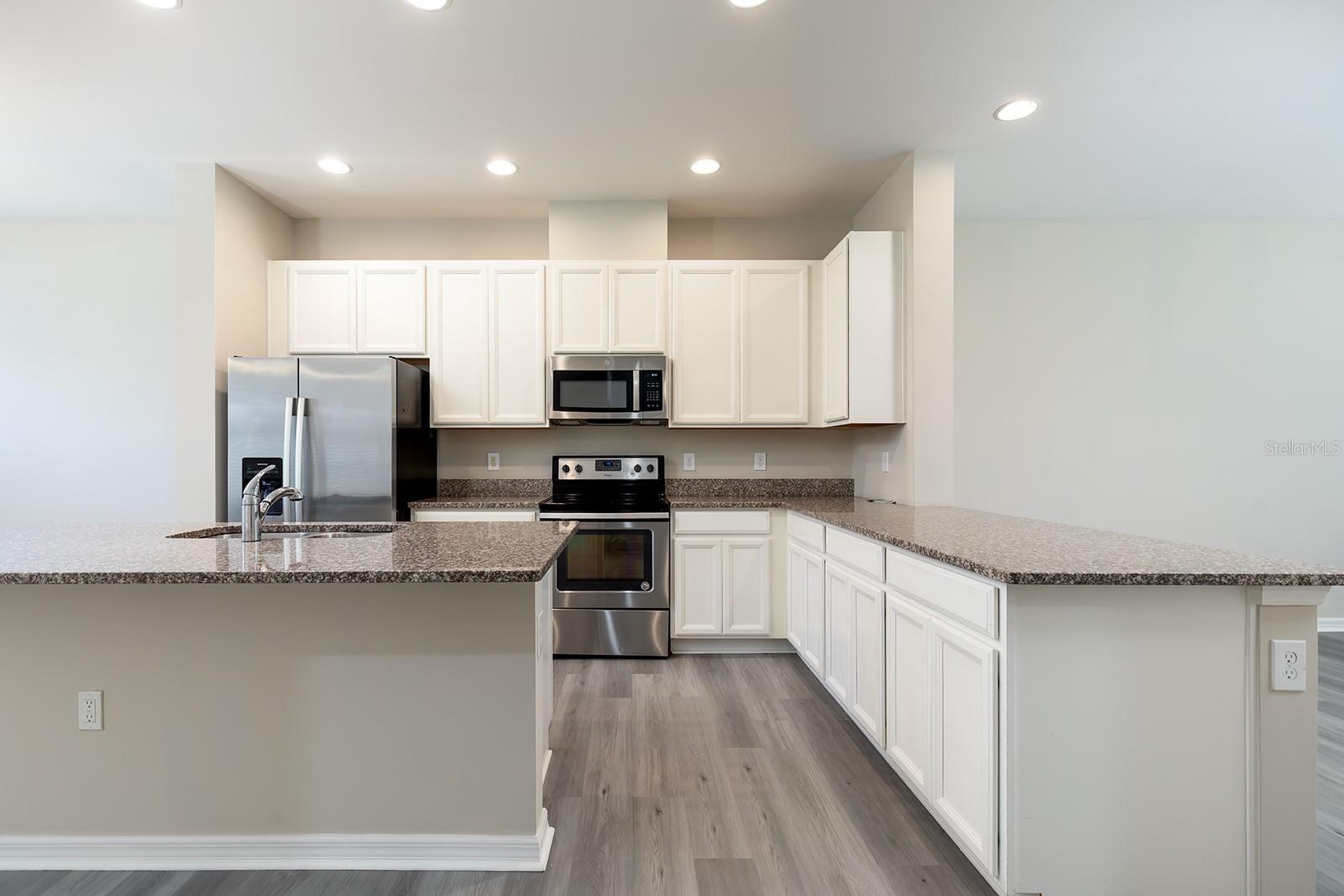 Image 5 of 21 For 11686 Water Run Aly