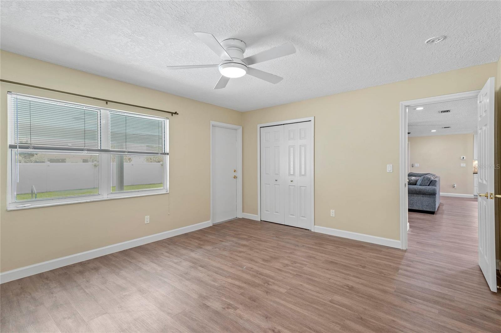 Listing photo id 17 for 516 Puerta Court